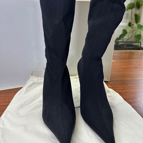 Balenciaga WOMEN'S KNIFE BOOTIE IN BLACK - Picture 2 of 7
